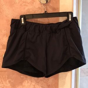 Lululemon black shorts